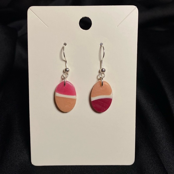 $5 when you buy another item! - Picture 2 of 3